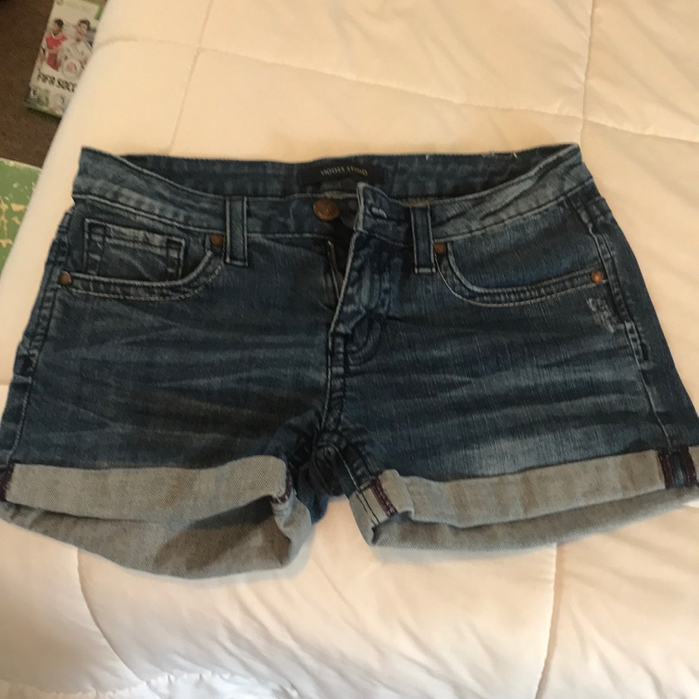 VIGOSS STUDIO jean shorts